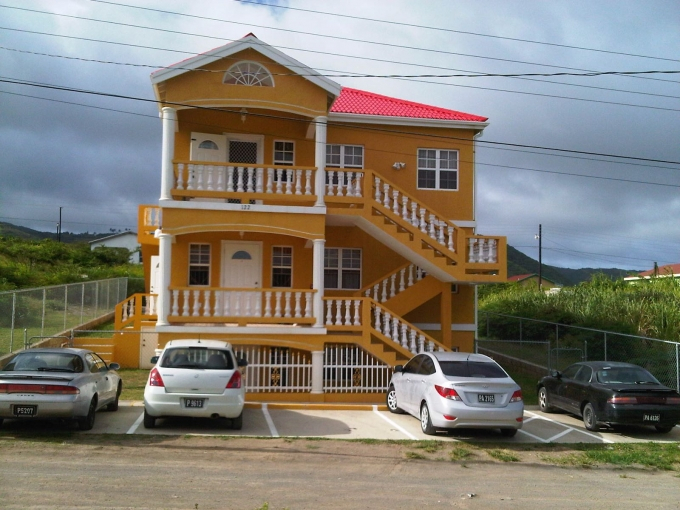 Ross University School of Veterinary Medicine Basseterre Roommate